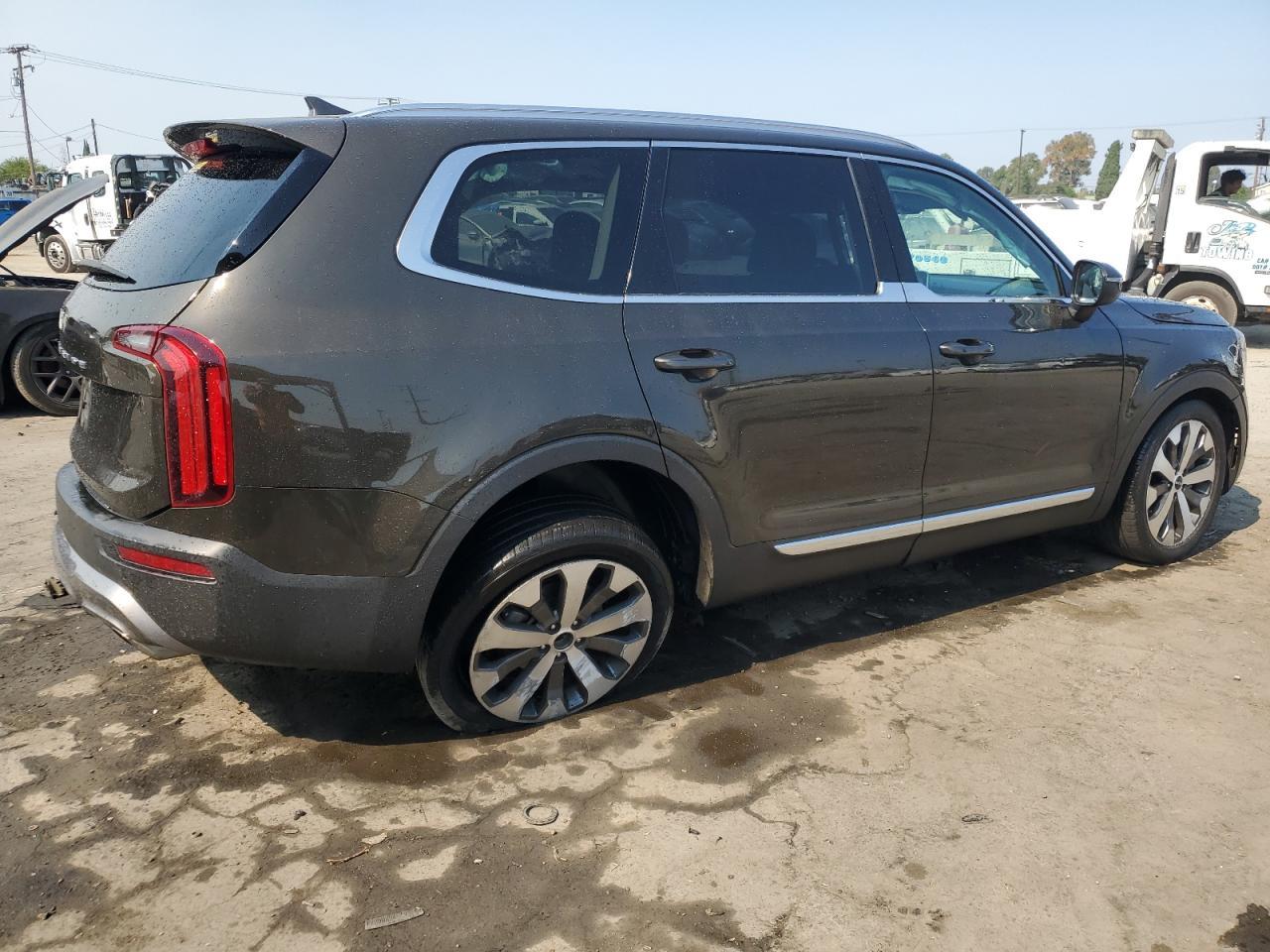 2022 Kia Telluride Ex - Фото 3