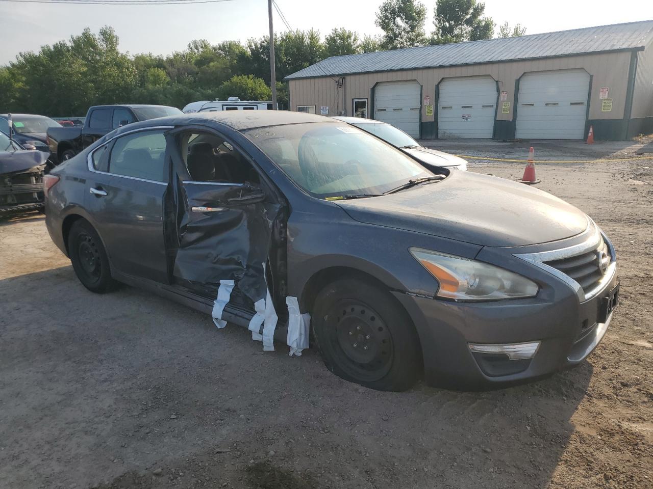 2013 Nissan Altima 2.5 - Image 4