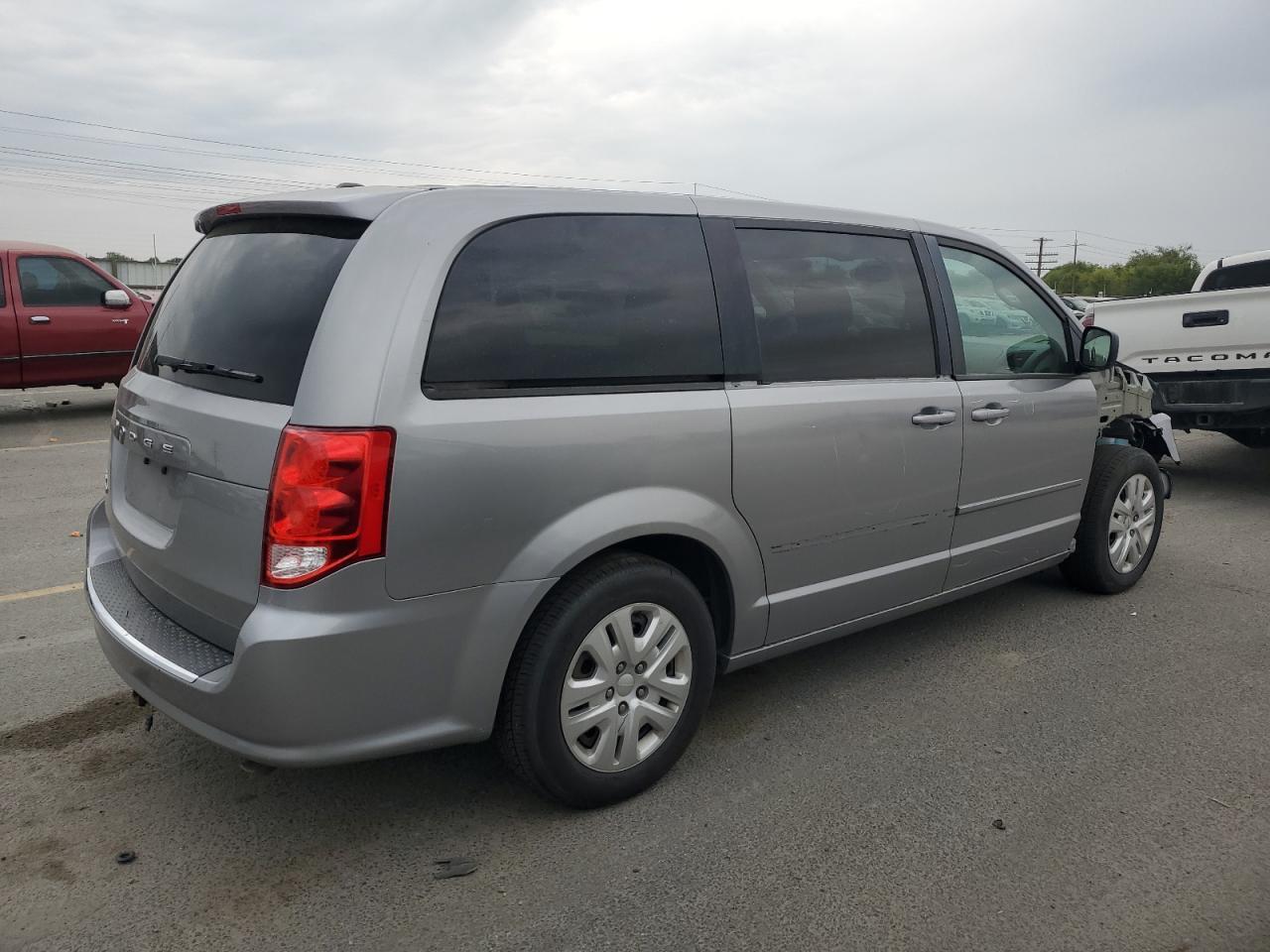 2017 Dodge Grand Caravan Se - Image 3