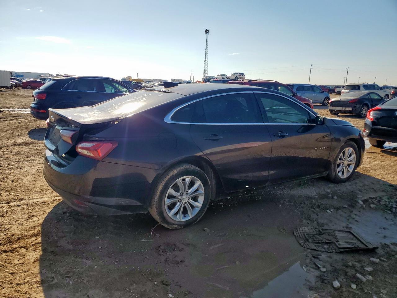 2020 Chevrolet Malibu Lt - Image 3