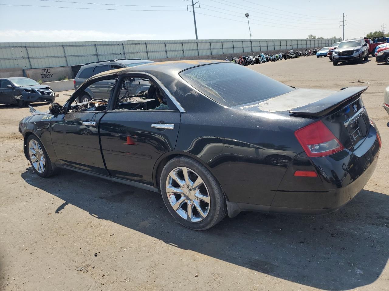 2004 Infiniti M45 - Фото 2