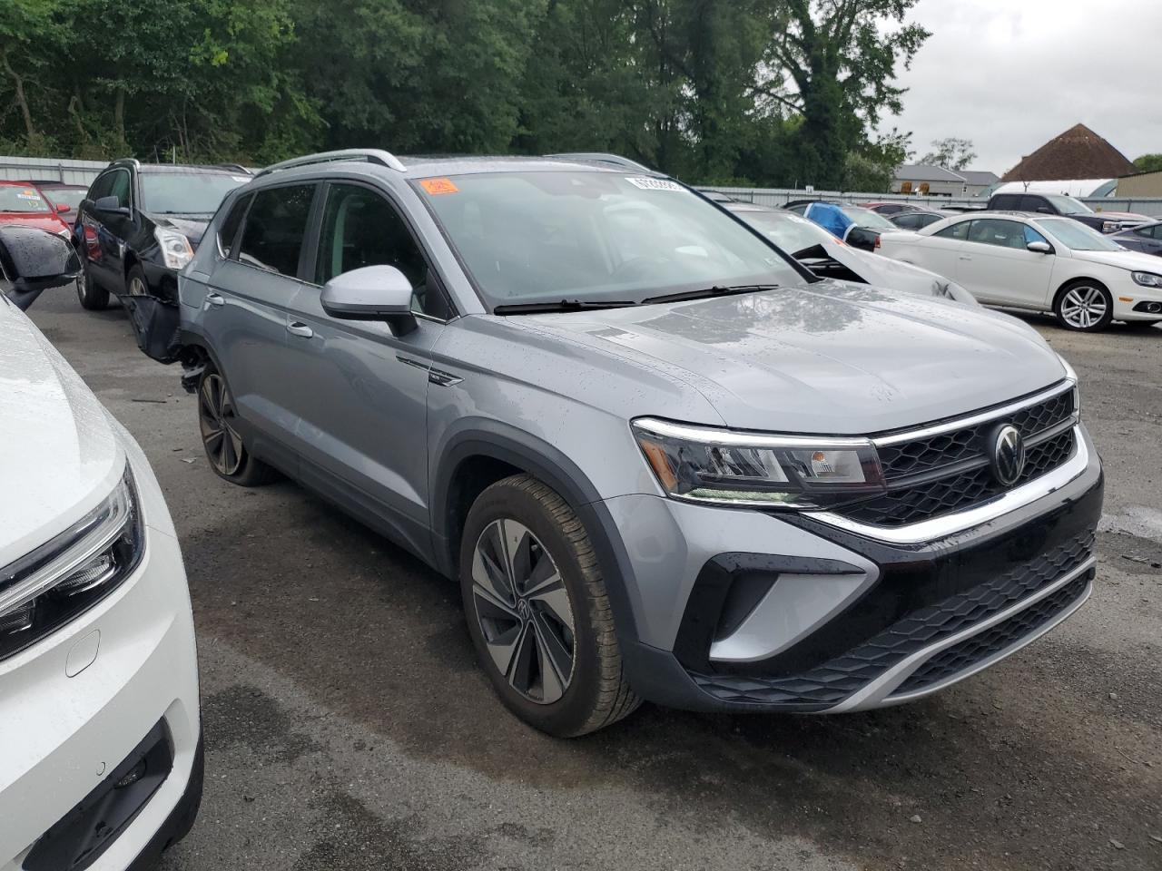 2024 Volkswagen Taos Se - Фото 4