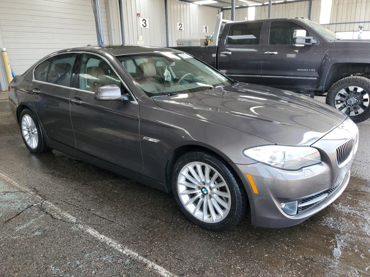 2013 BMW 535 Xi - Фото 4