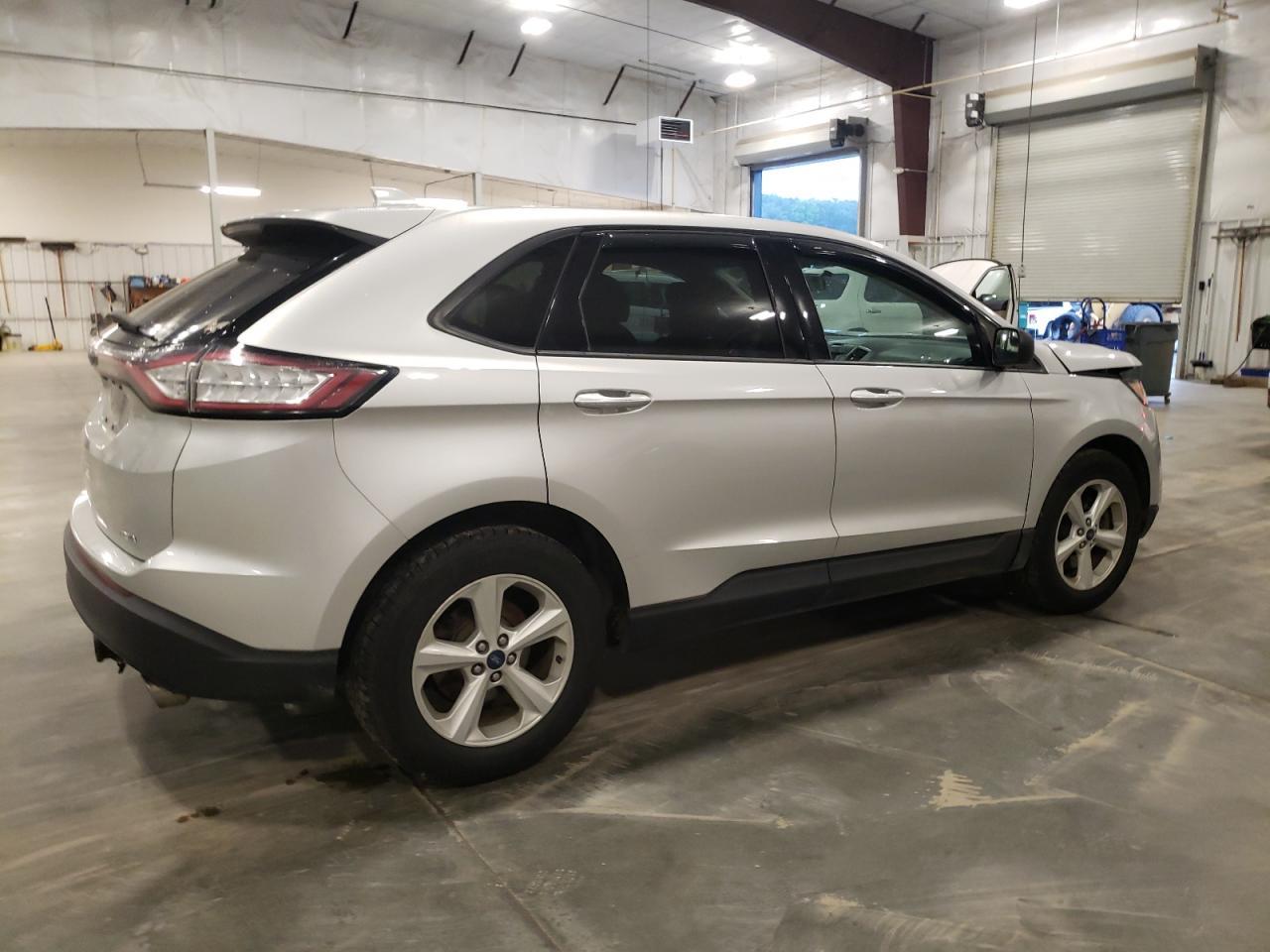 2016 Ford Edge Se - Image 3