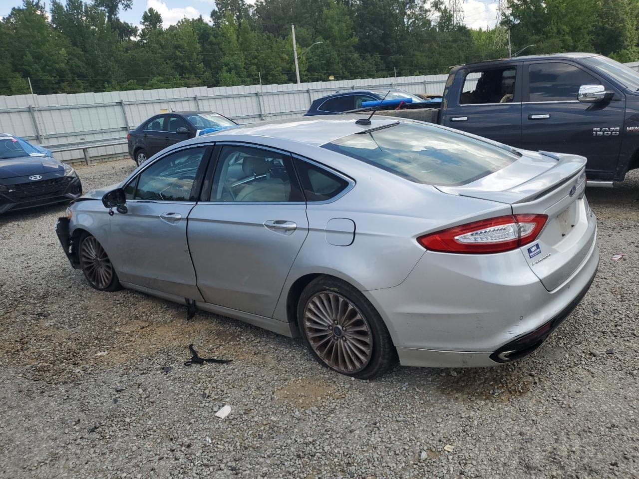 2014 Ford Fusion Titanium - Фото 2