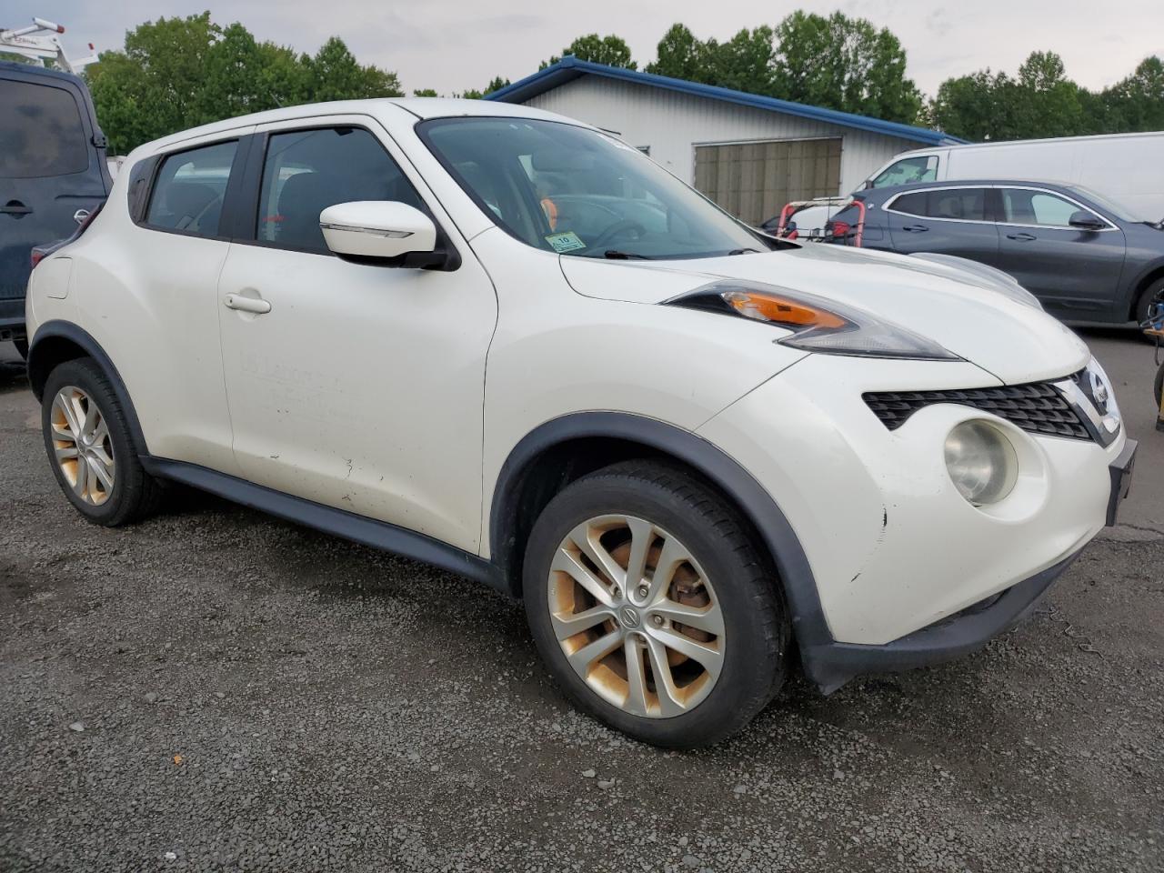 2015 Nissan Juke S - Фото 4