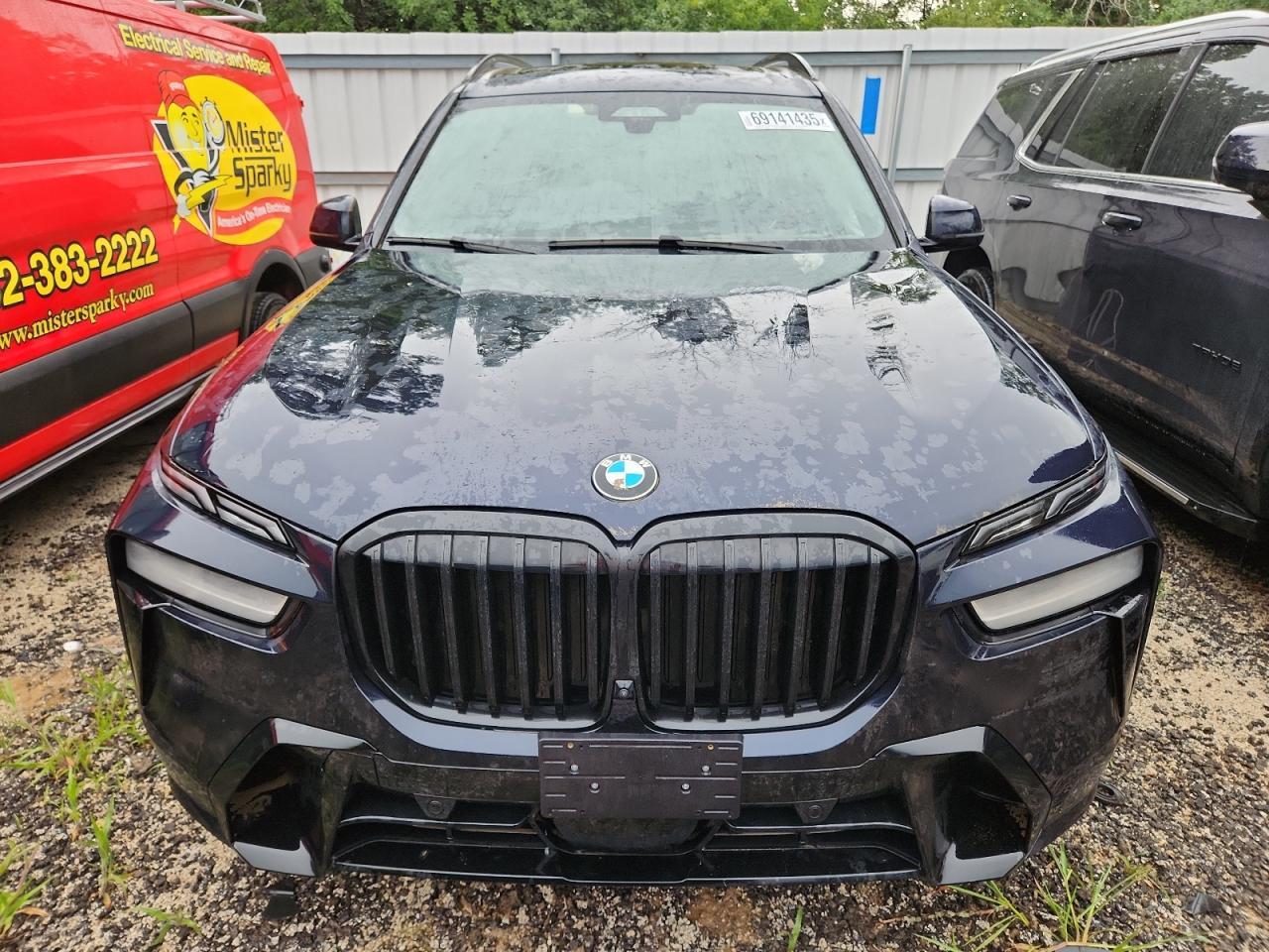 2025 BMW X7 xDrive40I - Фото 5