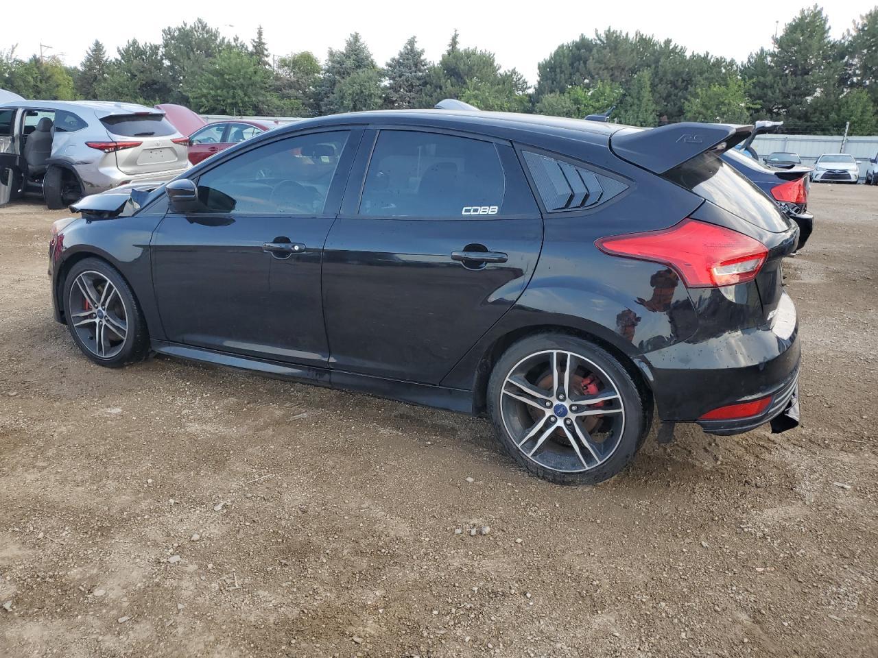 2017 Ford Focus St - Фото 2