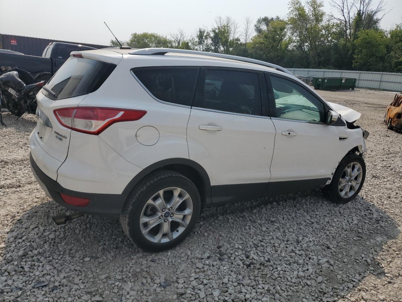 2014 Ford Escape Titanium - Image 3