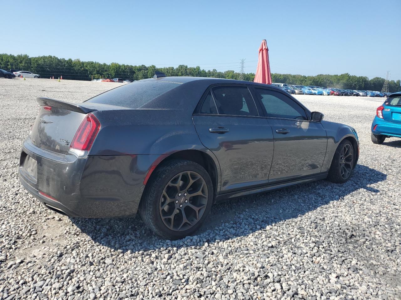 2017 Chrysler 300 S - Image 3