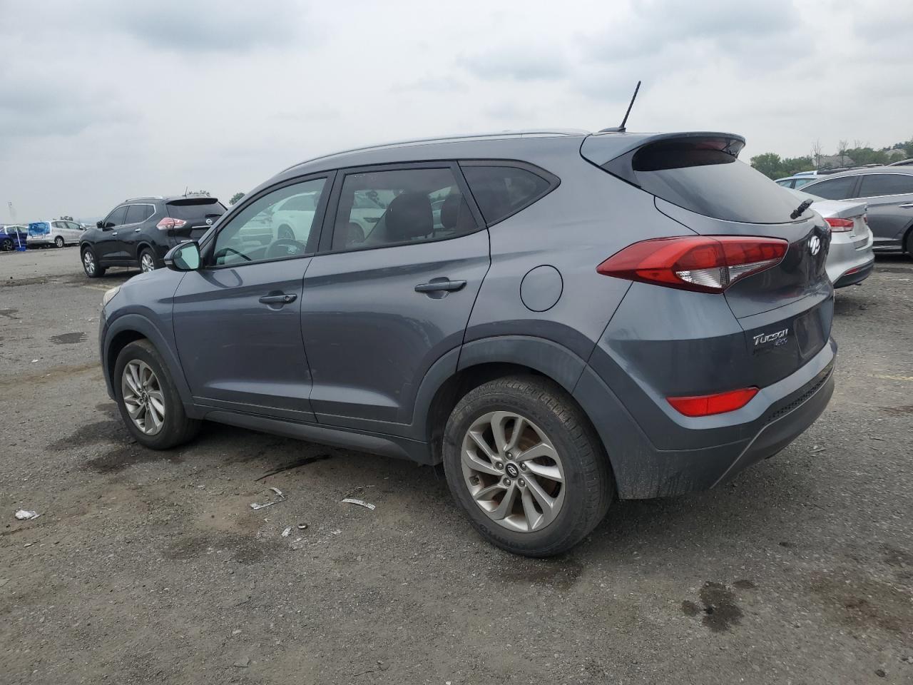 2016 Hyundai Tucson Limited - Image 2
