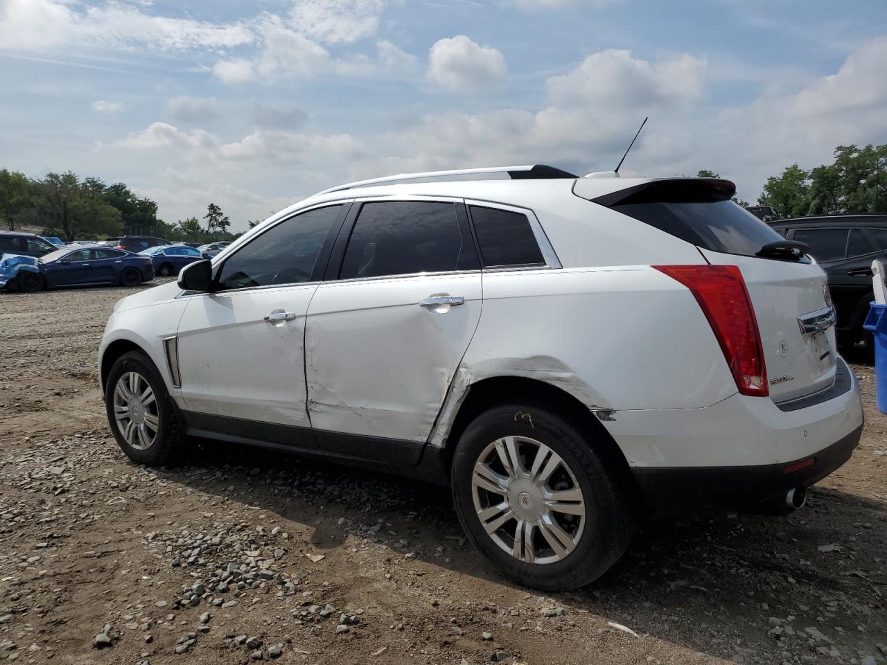 2015 Cadillac Srx Luxury Collection - Image 2