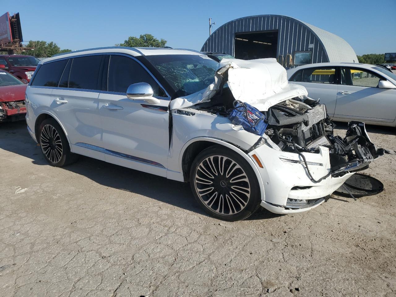2022 Lincoln Aviator Black Label - Фото 4