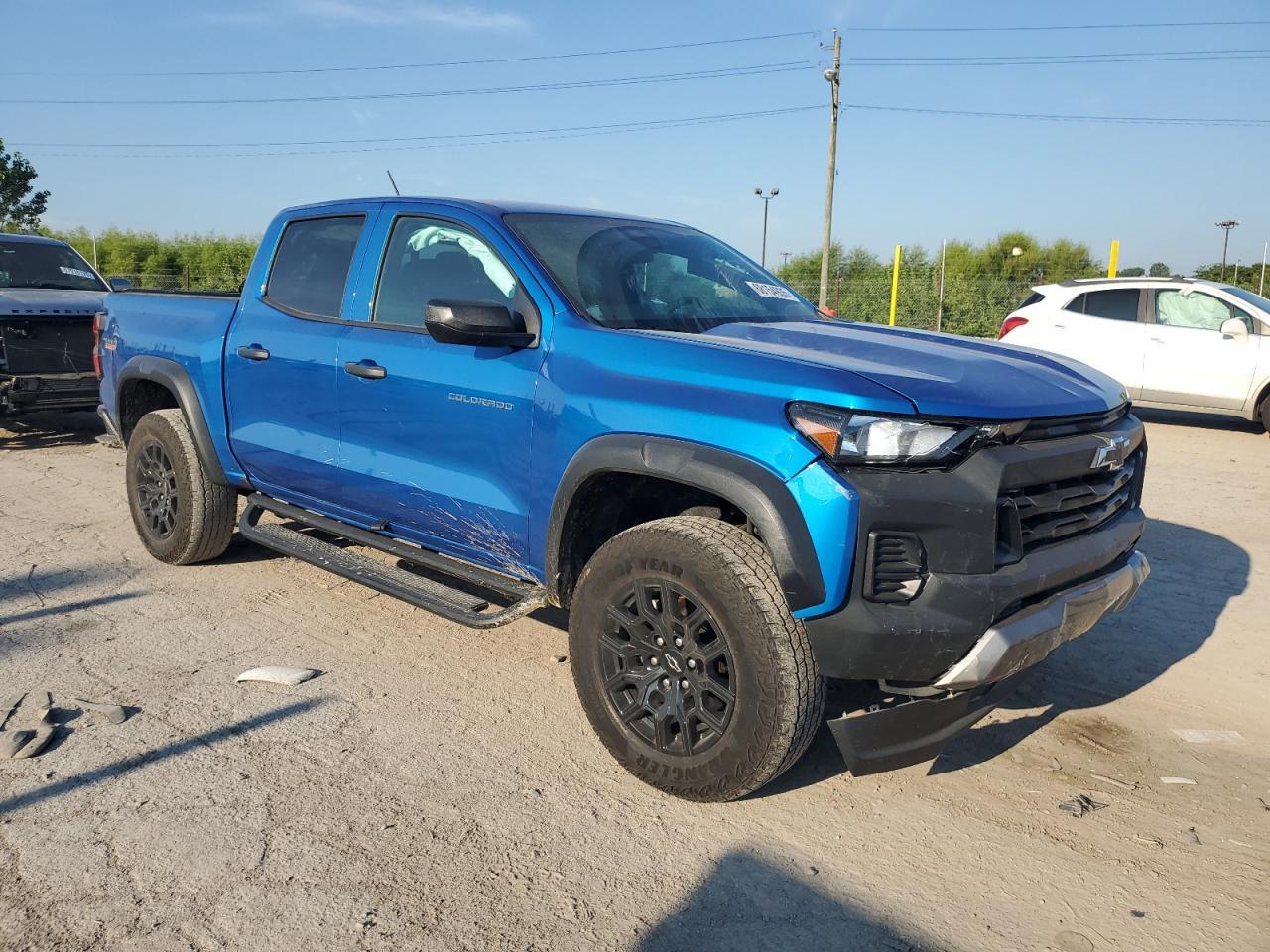 2024 Chevrolet Colorado Trail Boss - Image 4