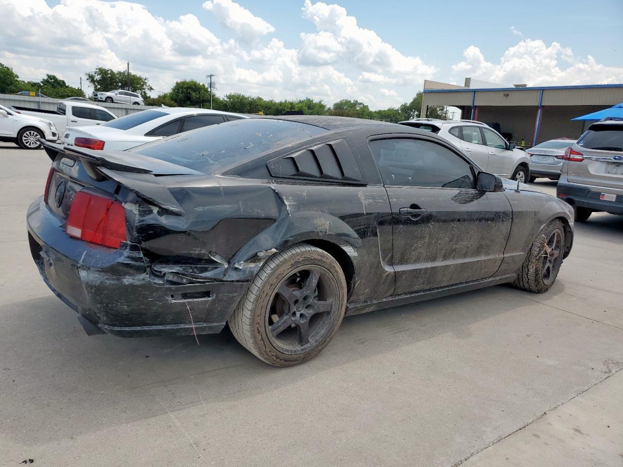 2007 Ford Mustang Gt - Image 3