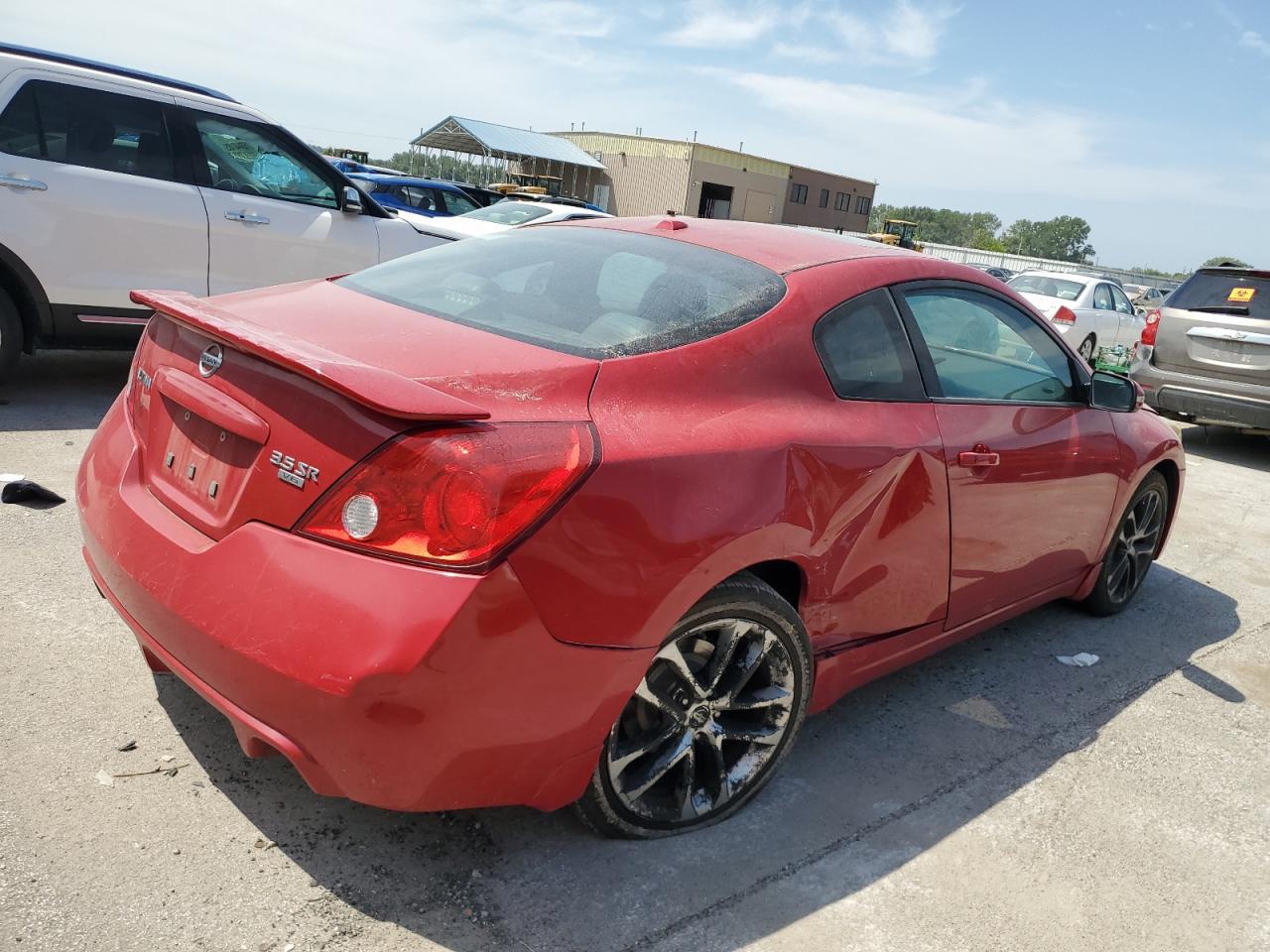 2010 Nissan Altima Sr - Фото 3