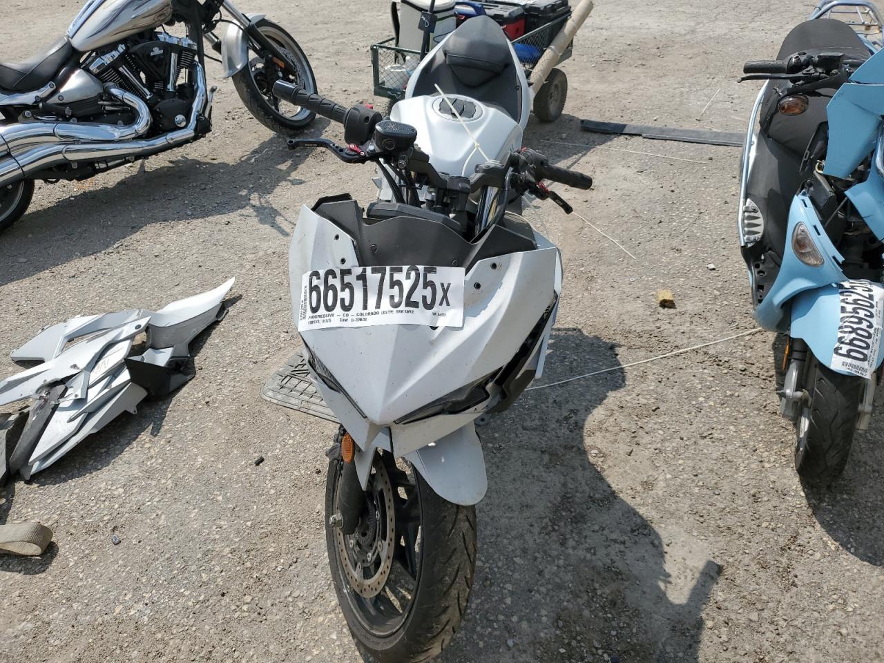 2025 Kawasaki Ex500 - Фото 2