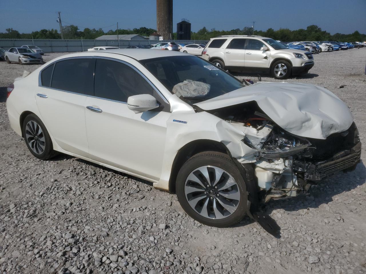 2017 Honda Accord Hybrid - Image 4