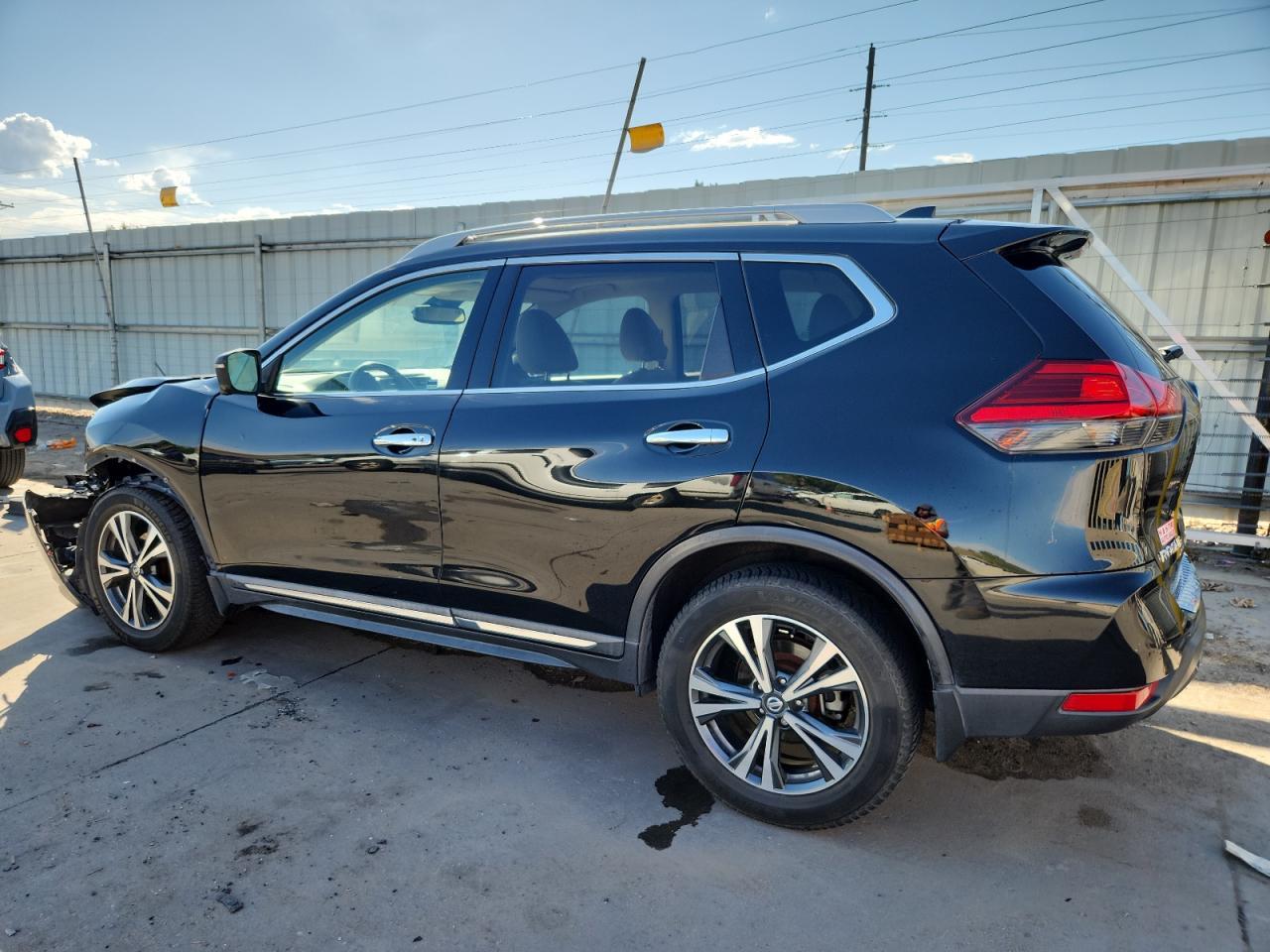 2017 Nissan Rogue Sv - Фото 2