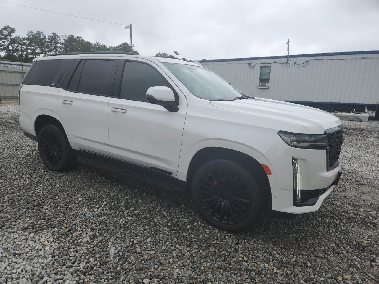 2021 Cadillac Escalade Premium Luxury - Image 4