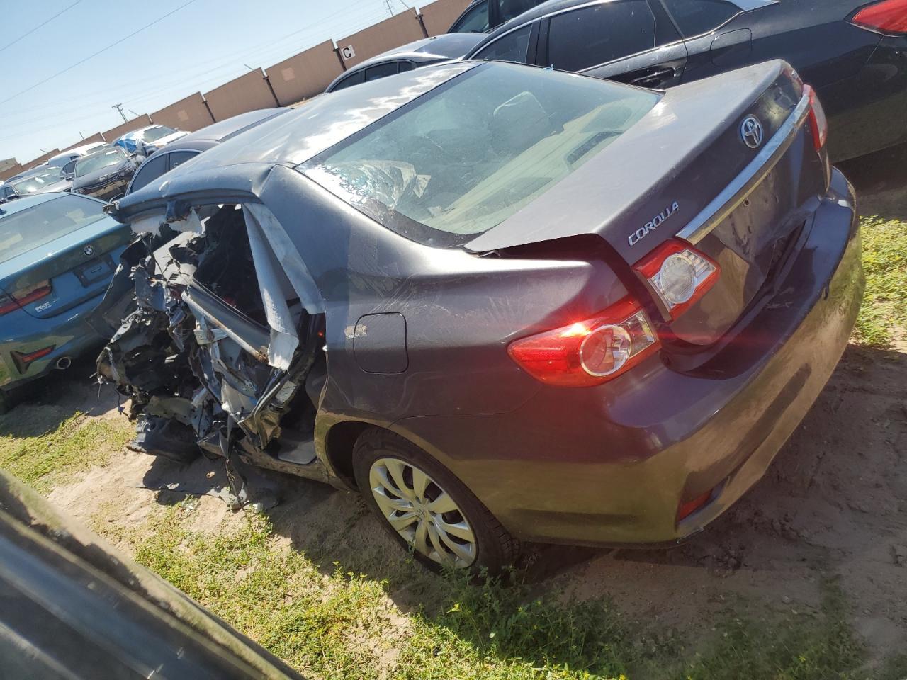 2013 Toyota Corolla Base - Фото 2