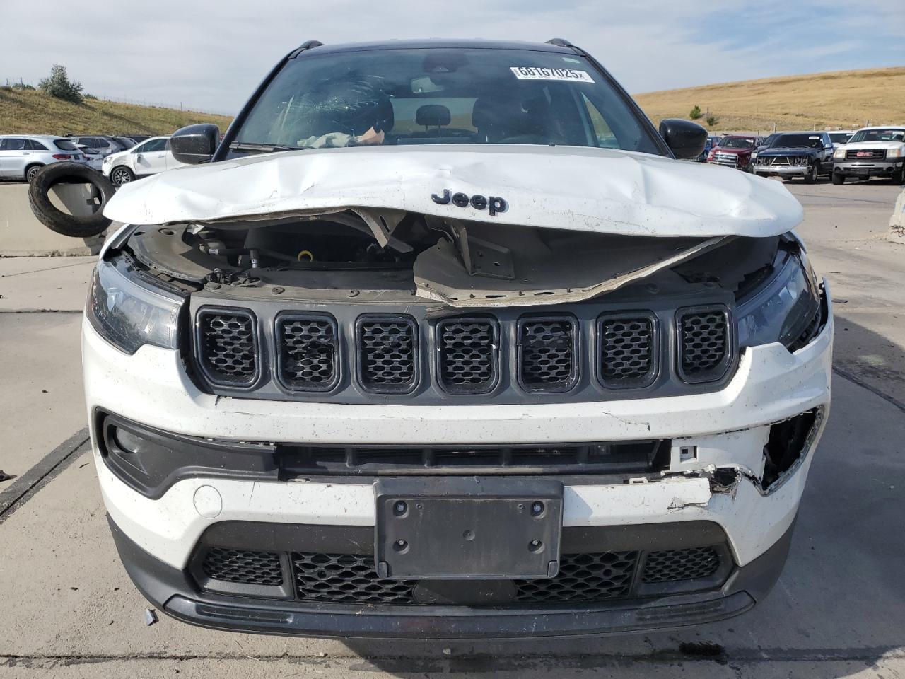 2023 Jeep Compass Latitude - Фото 5