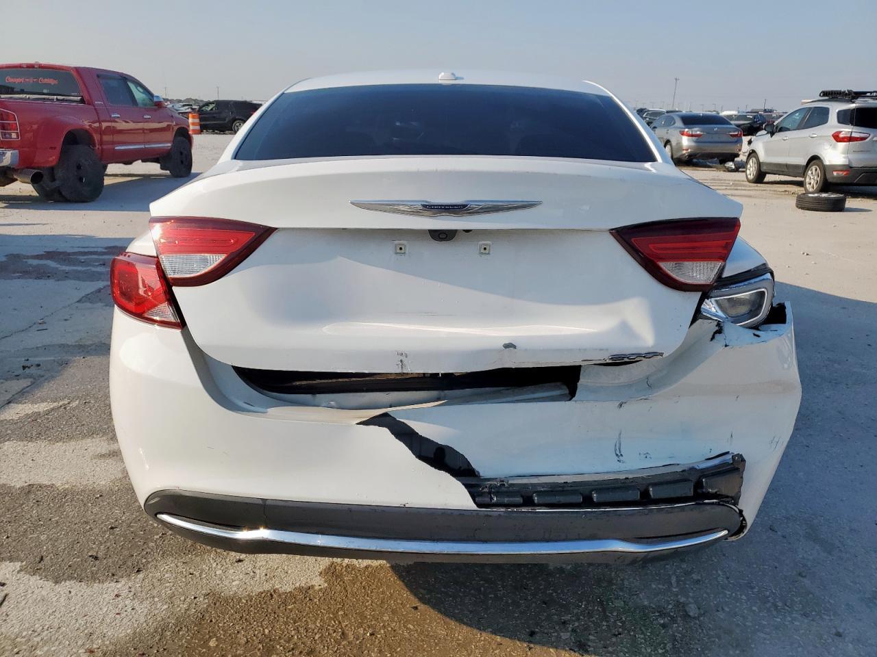 2015 Chrysler 200 Limited - Image 6