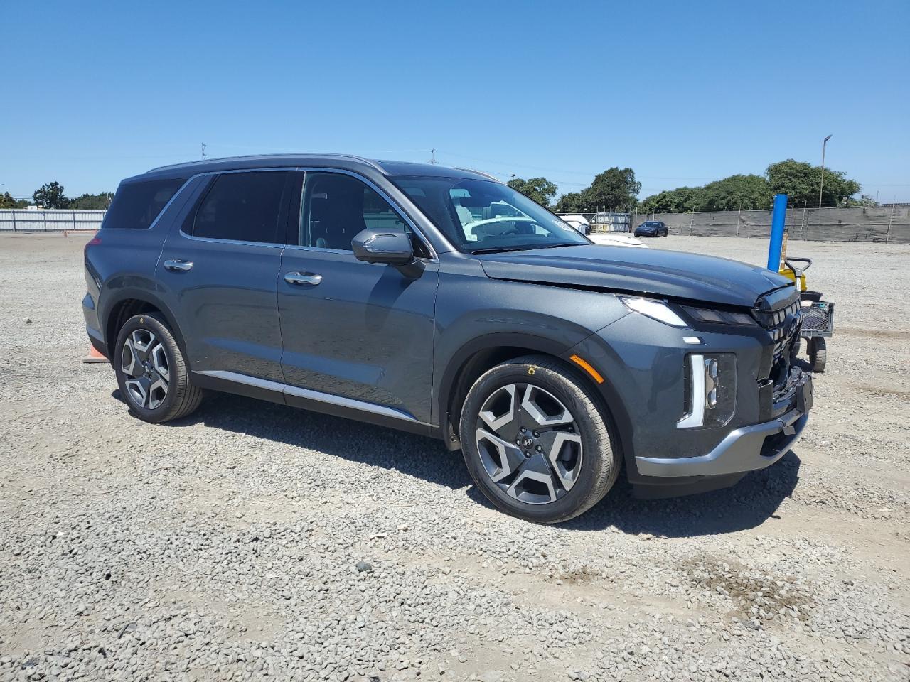 2024 Hyundai Palisade Sel Premium - Image 4