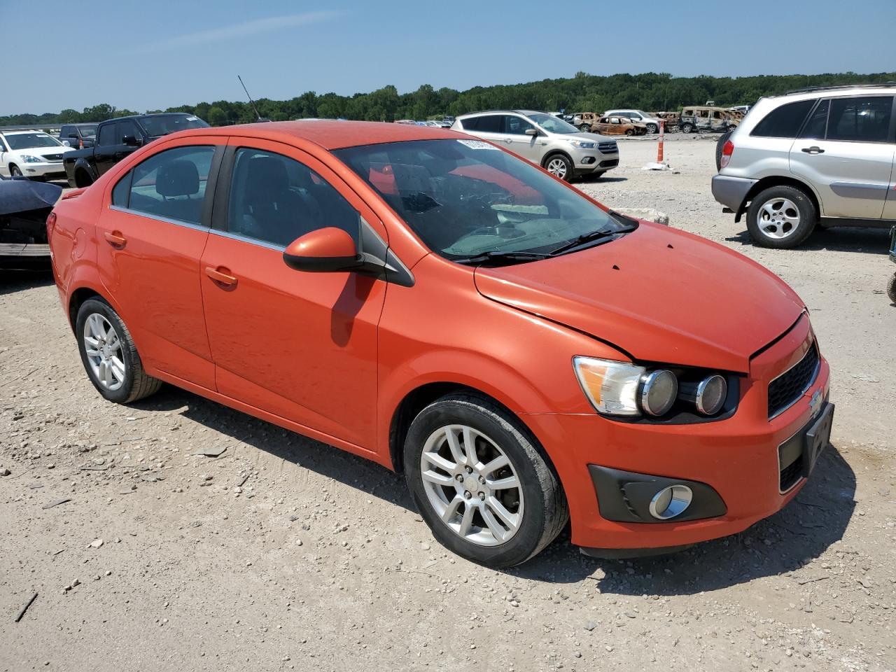 2013 Chevrolet Sonic Lt - Фото 4