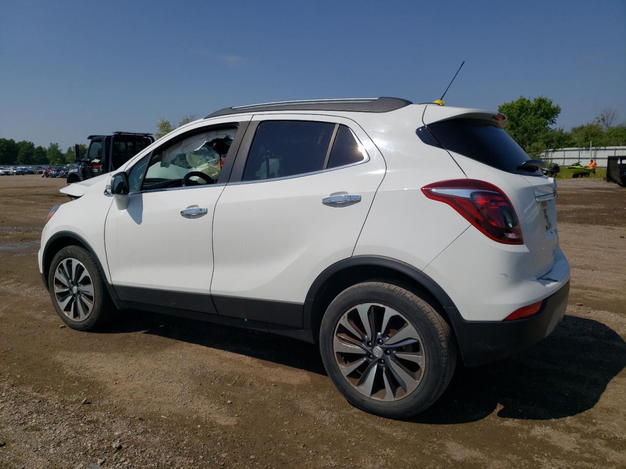 2020 Buick Encore Essence - Фото 2