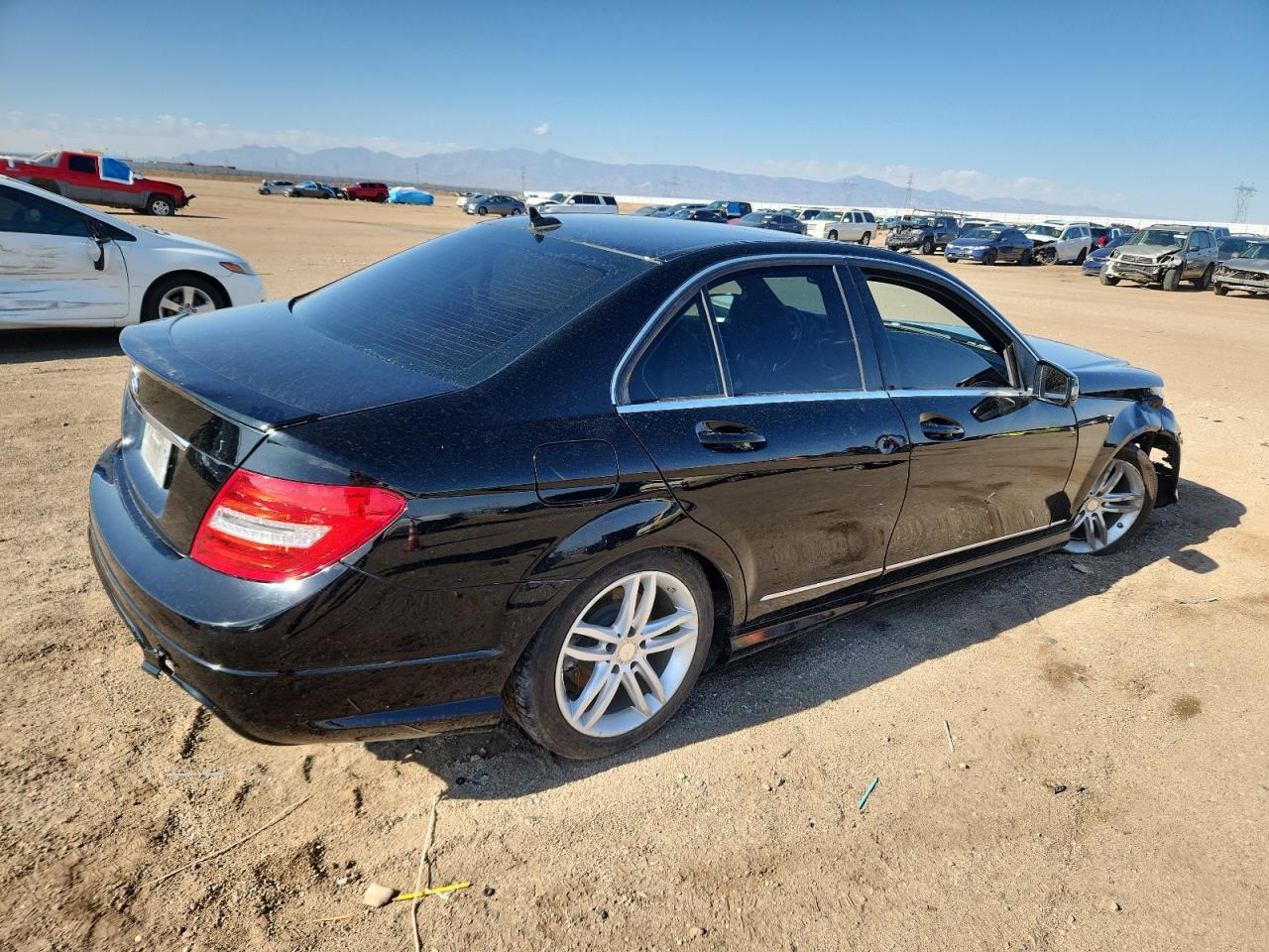 2014 Mercedes-Benz C 250 - Фото 3