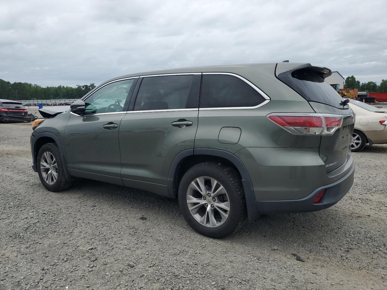 2014 Toyota Highlander Le - Фото 2