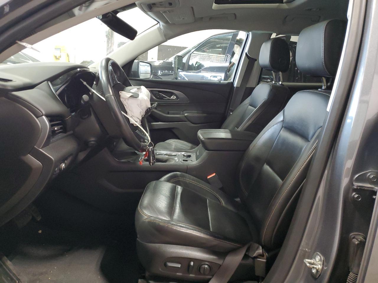 2021 Chevrolet Traverse Premier - Фото 7