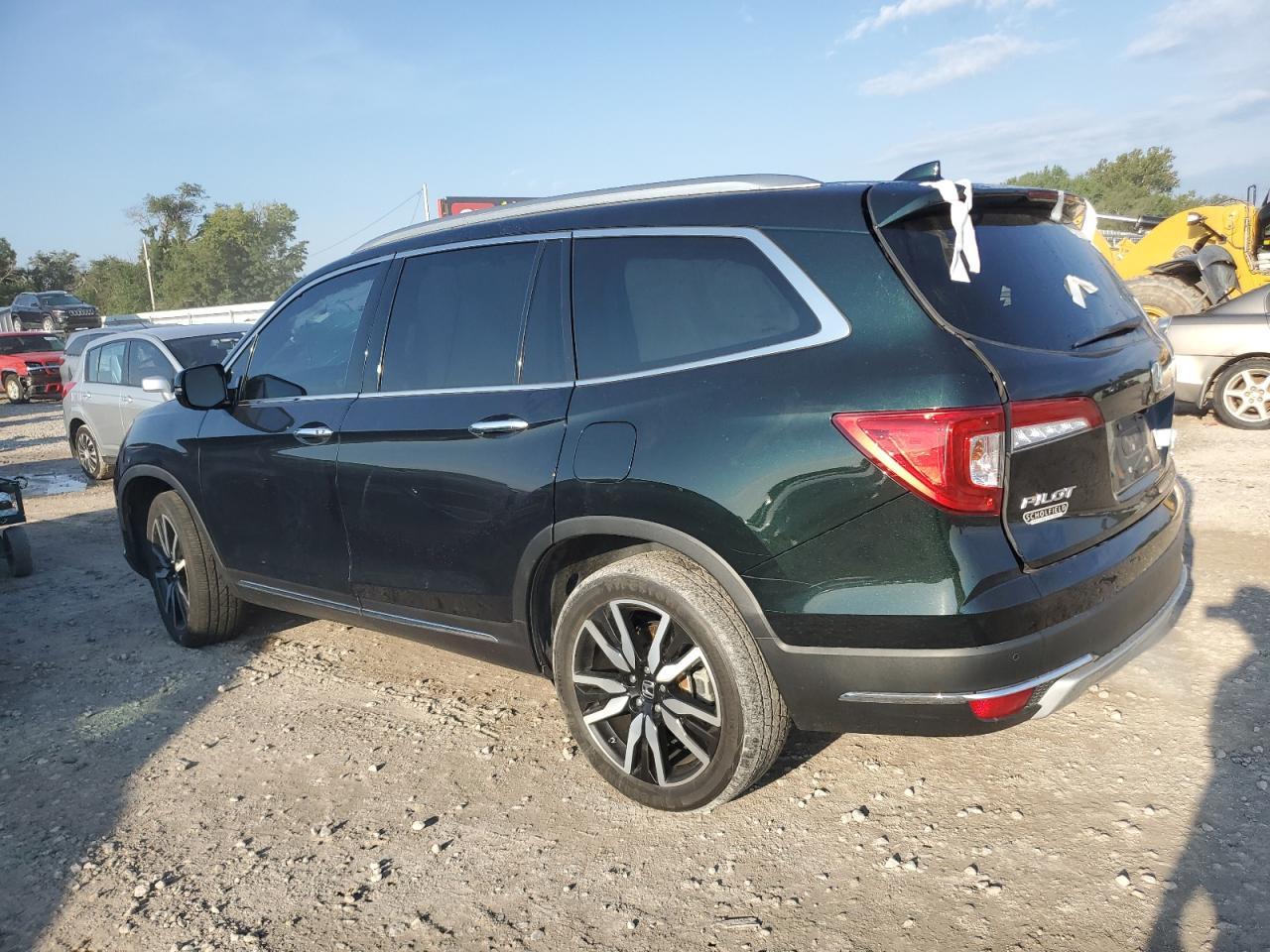2019 Honda Pilot Elite - Image 2