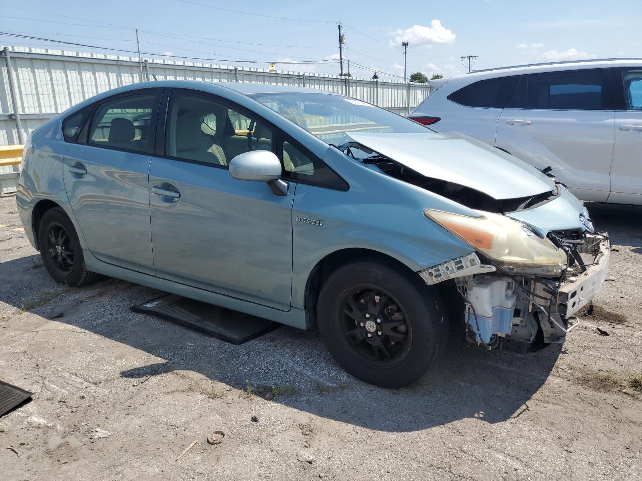 2013 Toyota Prius - Image 4