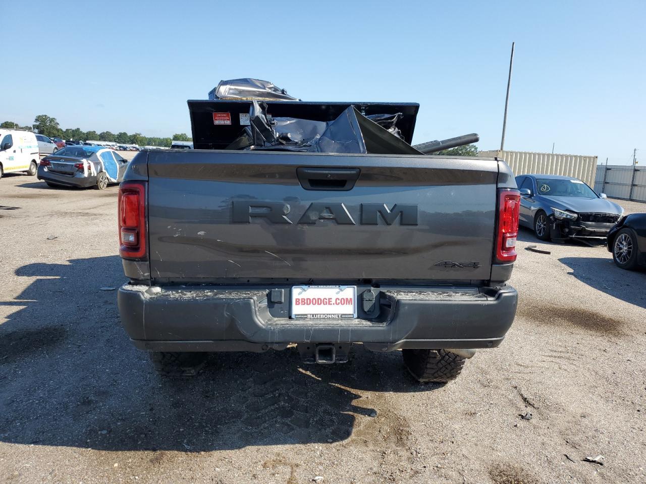 2025 Ram 2500 Tradesman - Фото 6