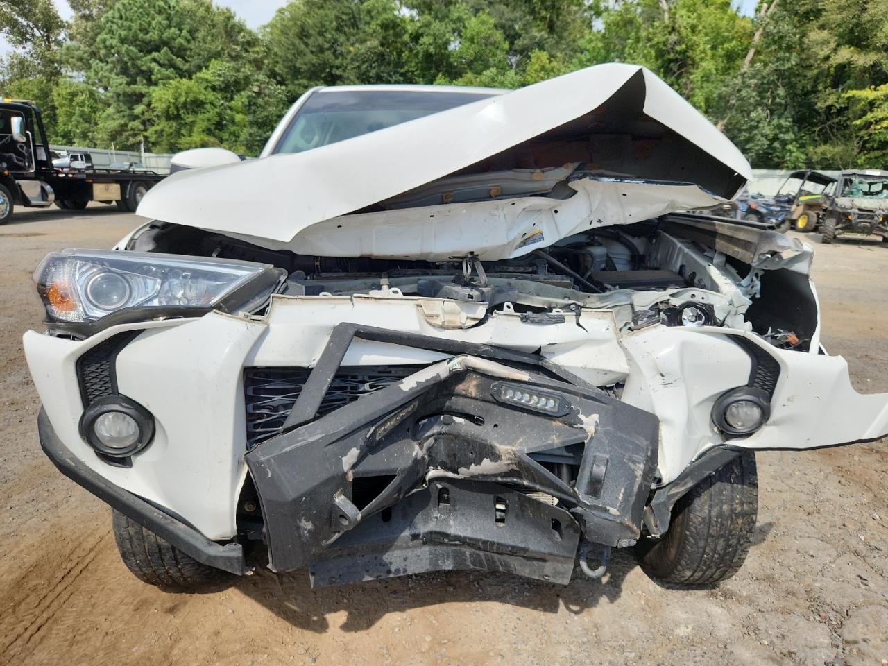 2018 Toyota 4Runner Sr5 - Image 5
