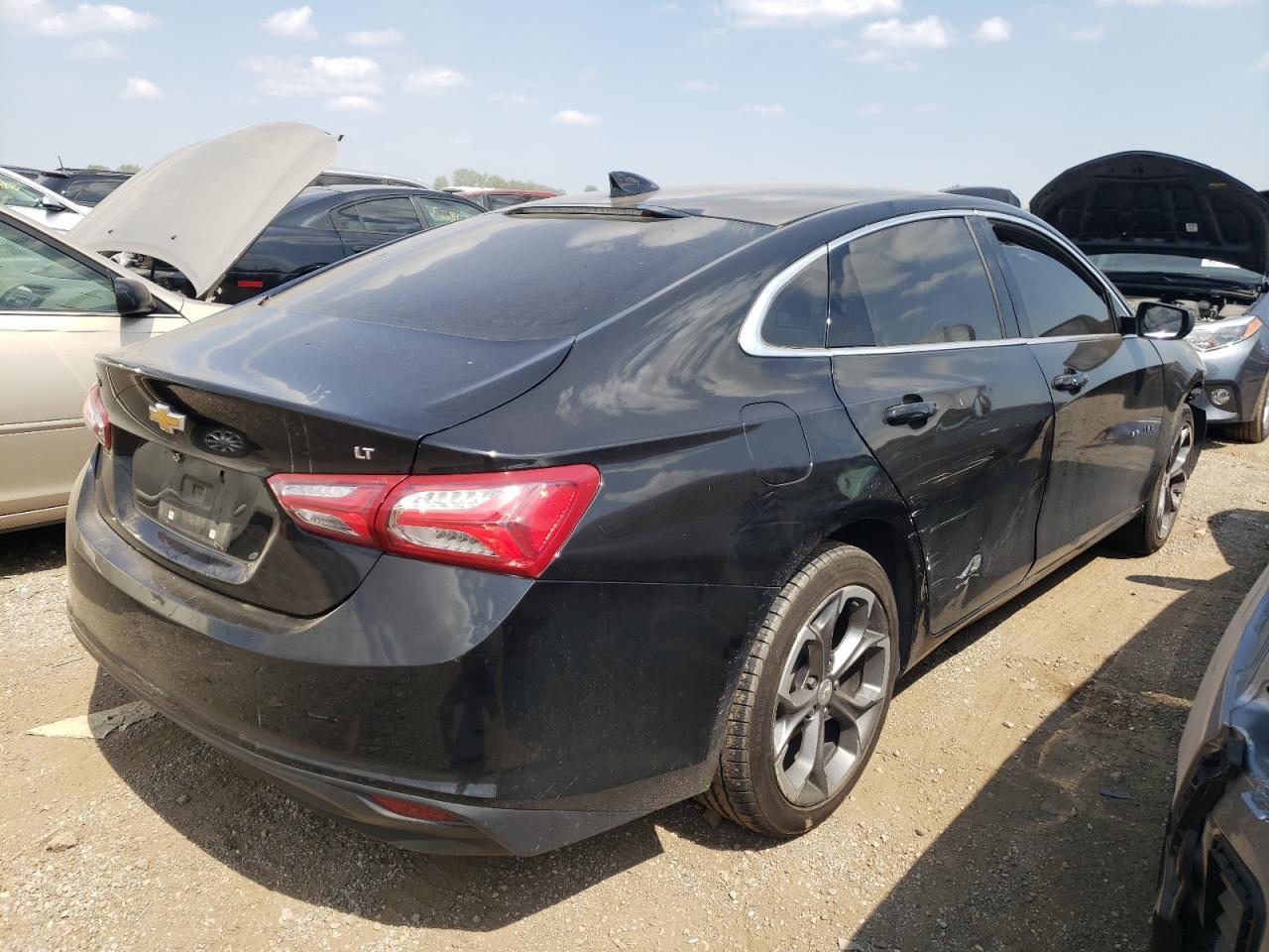 2022 Chevrolet Malibu Lt - Фото 3