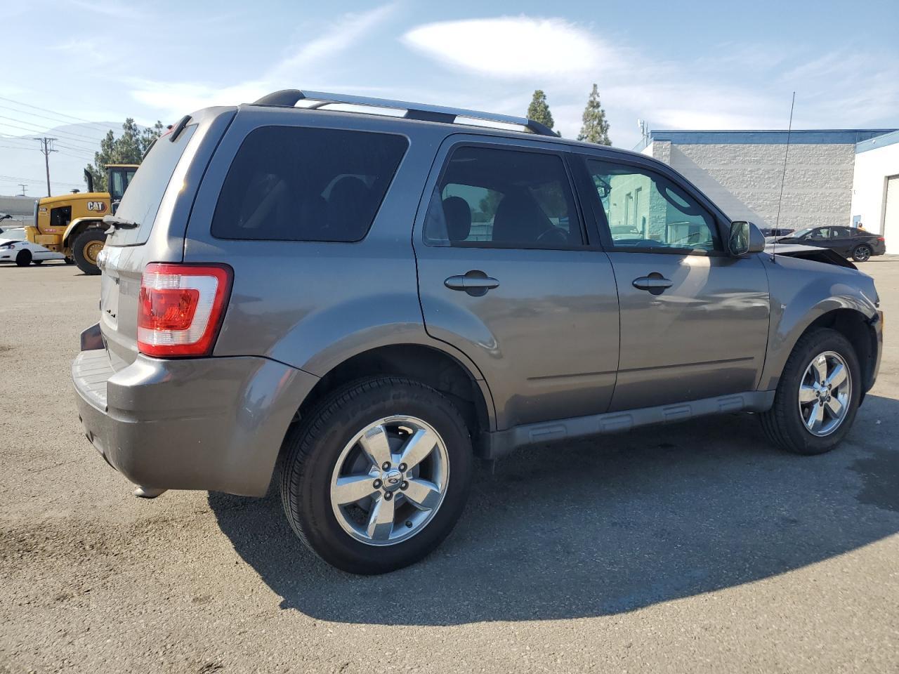 2012 Ford Escape Limited - Фото 3