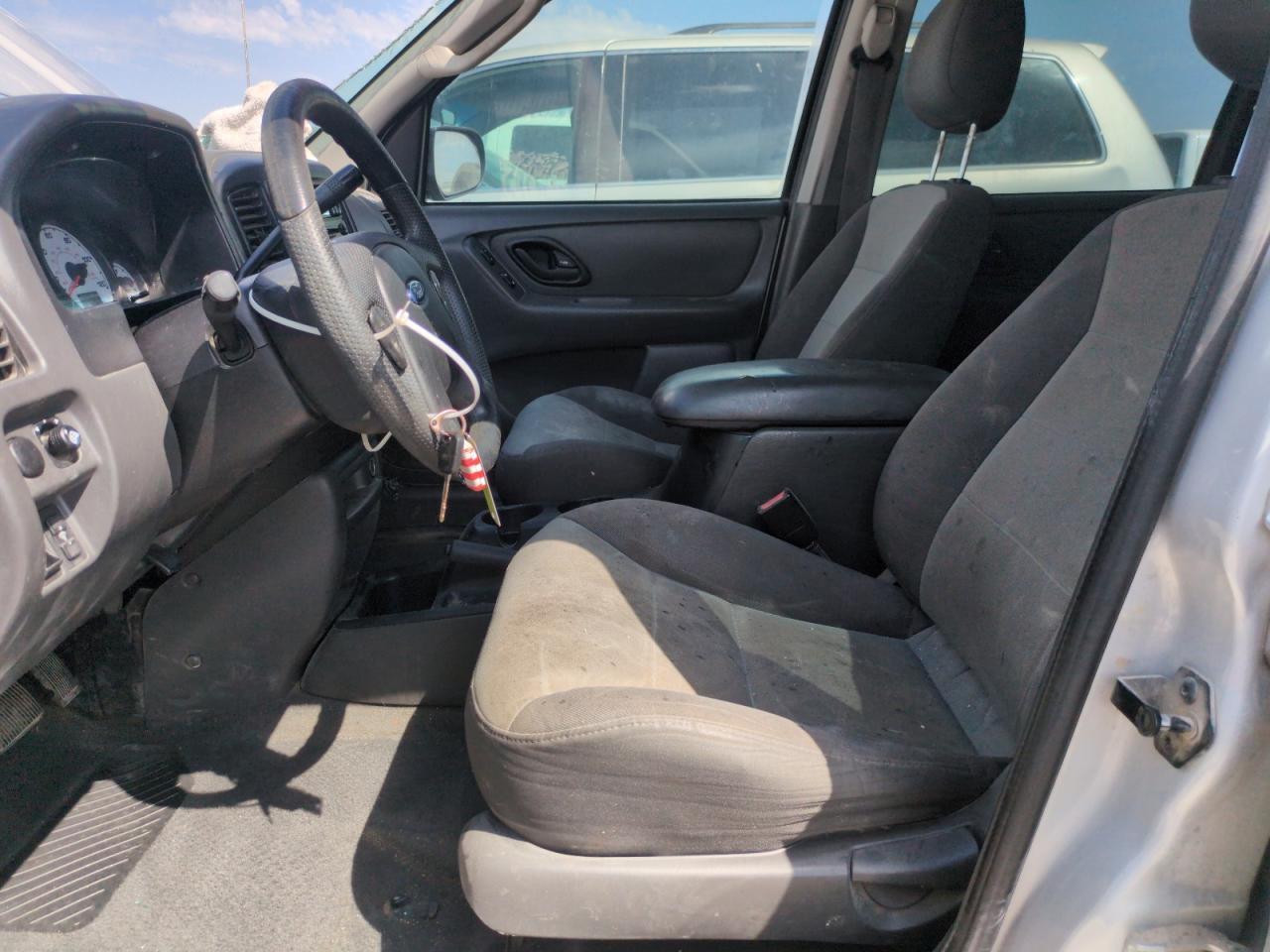 2004 Ford Escape Xls - Фото 7