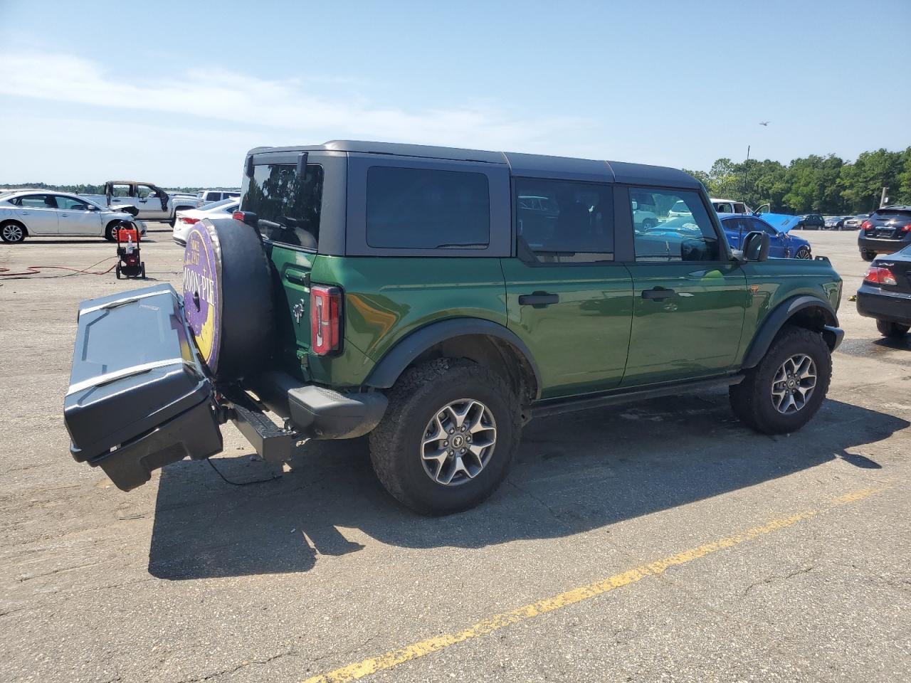 2022 Ford Bronco Base - Фото 3