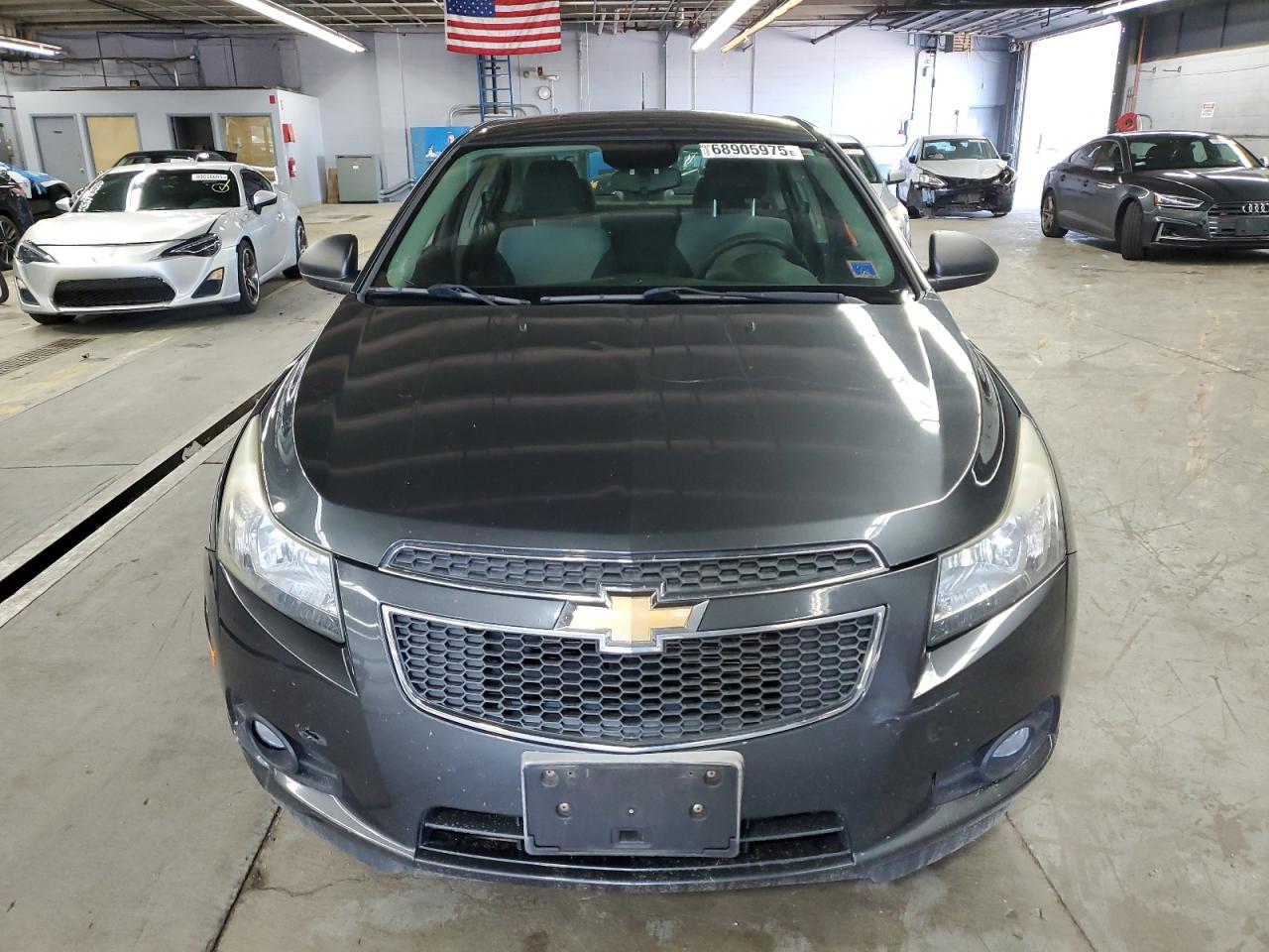 2013 Chevrolet Cruze Ls - Фото 5