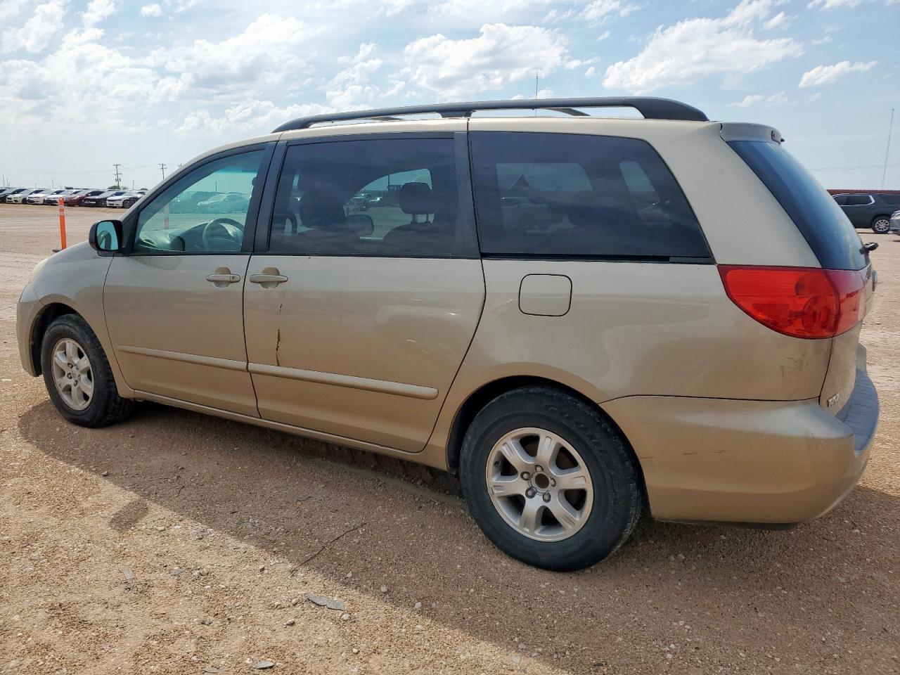 2006 Toyota Sienna Ce - Фото 2