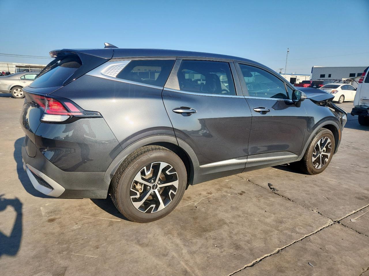 2023 Kia Sportage Ex - Image 3