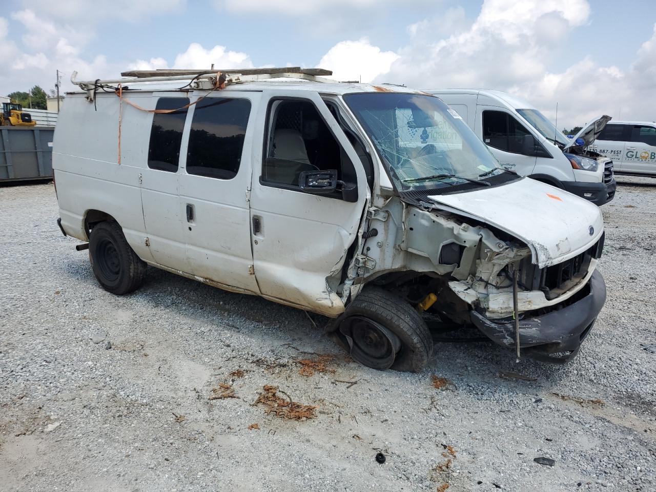 1999 Ford Econoline E250 Van - Фото 4