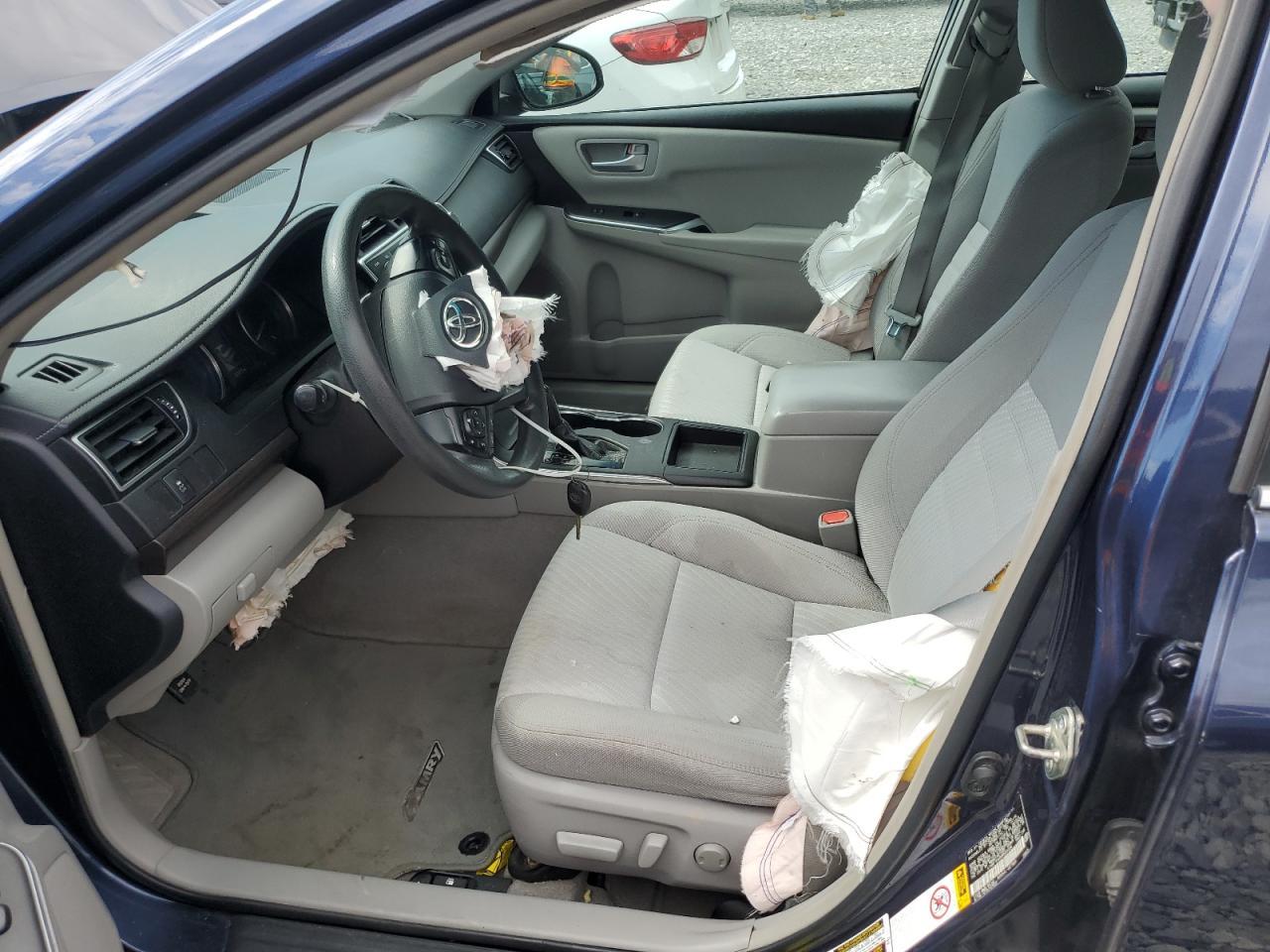 2016 Toyota Camry Le - Image 7