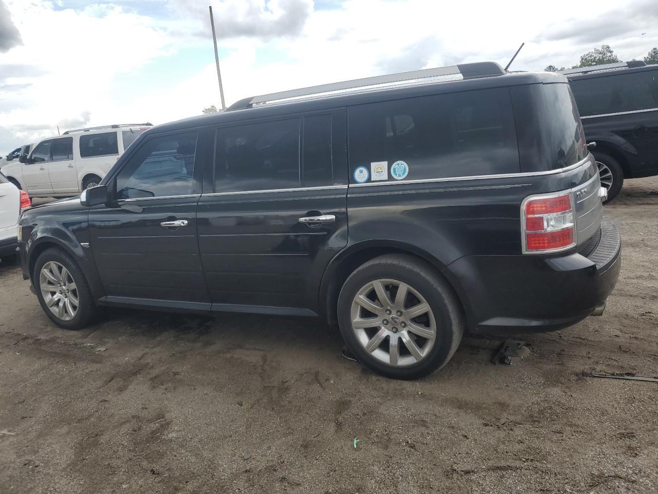 2011 Ford Flex Limited - Image 2
