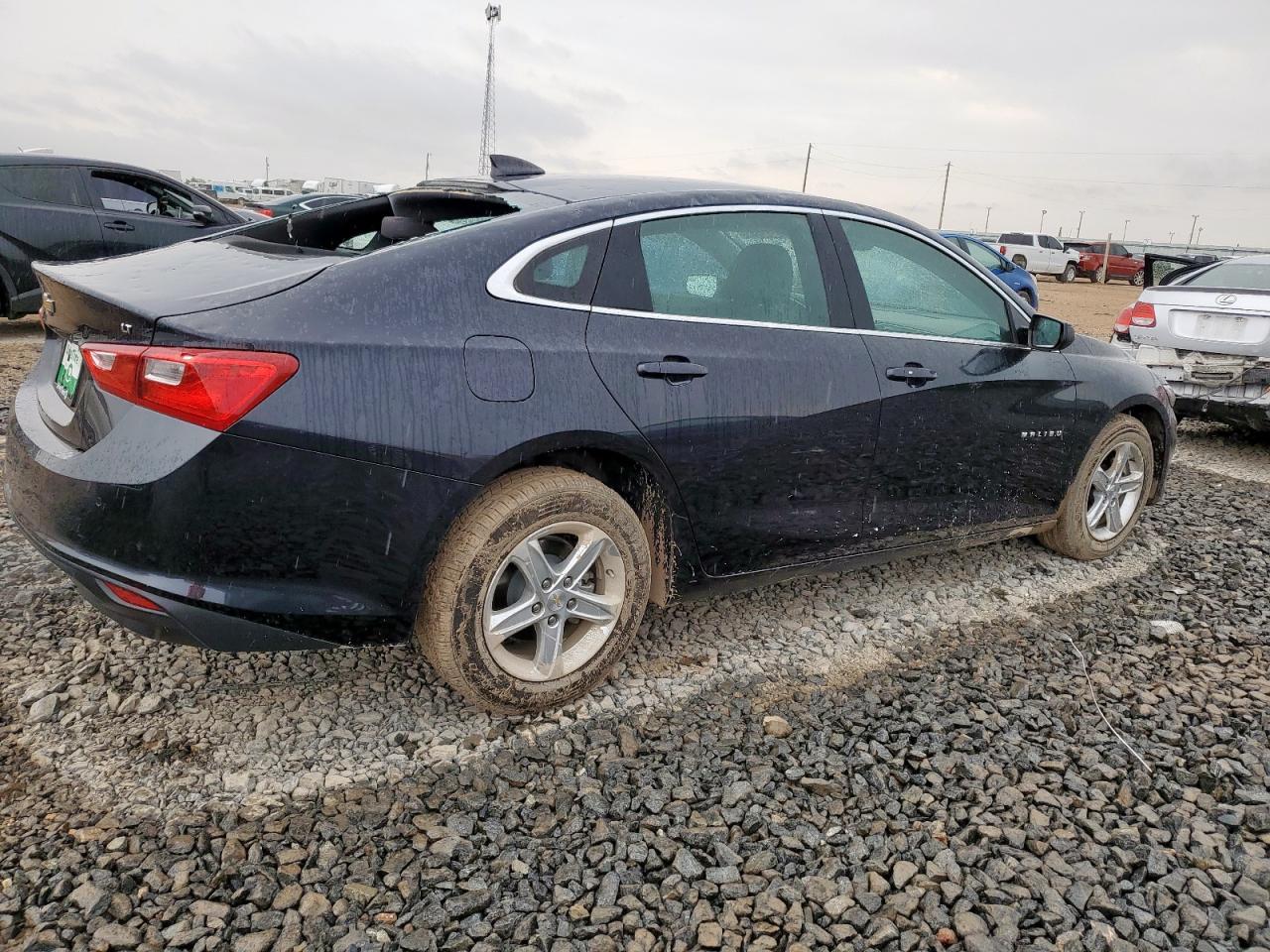 2023 Chevrolet Malibu Lt - Image 3