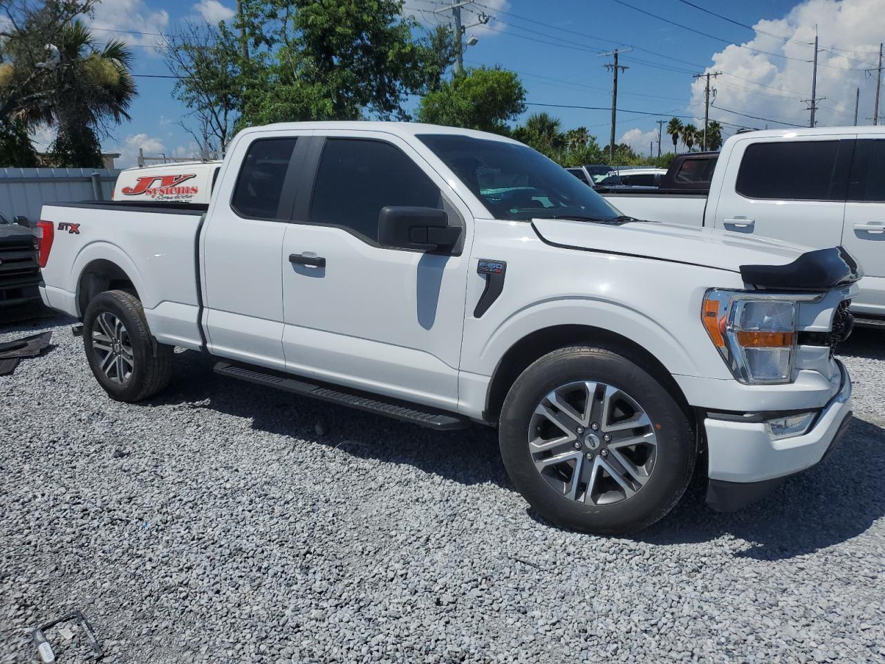 2021 Ford F150 Super Cab - Image 4