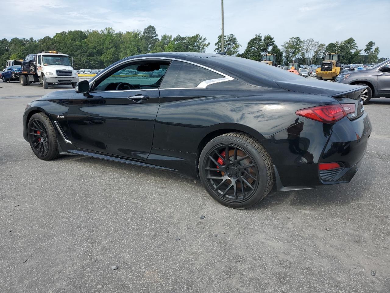 2017 Infiniti Q60 Red Sport 400 - Фото 2